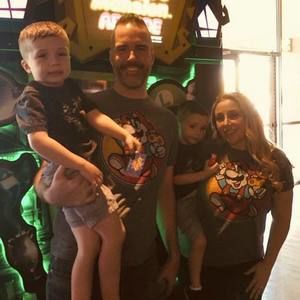 Meet your Posher, Crystal